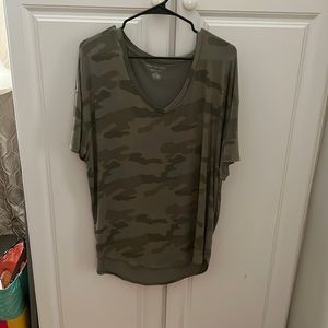 American eagle T-shirt